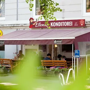 https://ellenas-fewo-am-uke.hamburg-hotels-de.com